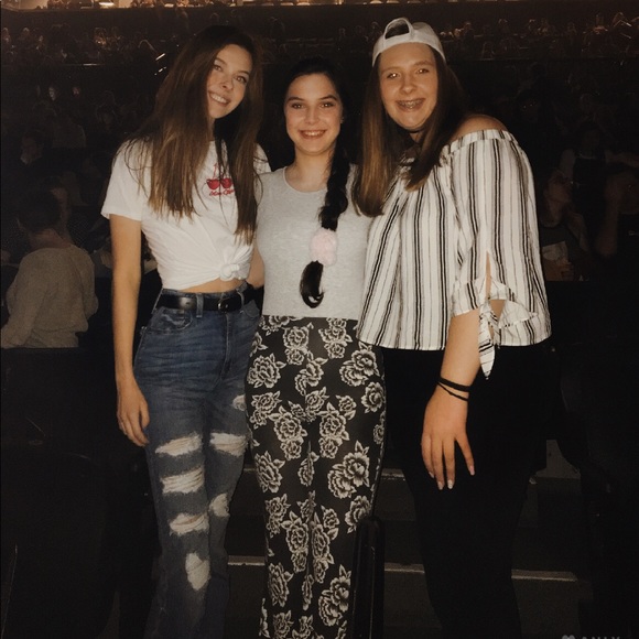 Meet your Posher, Bella - Picture 4 of 4